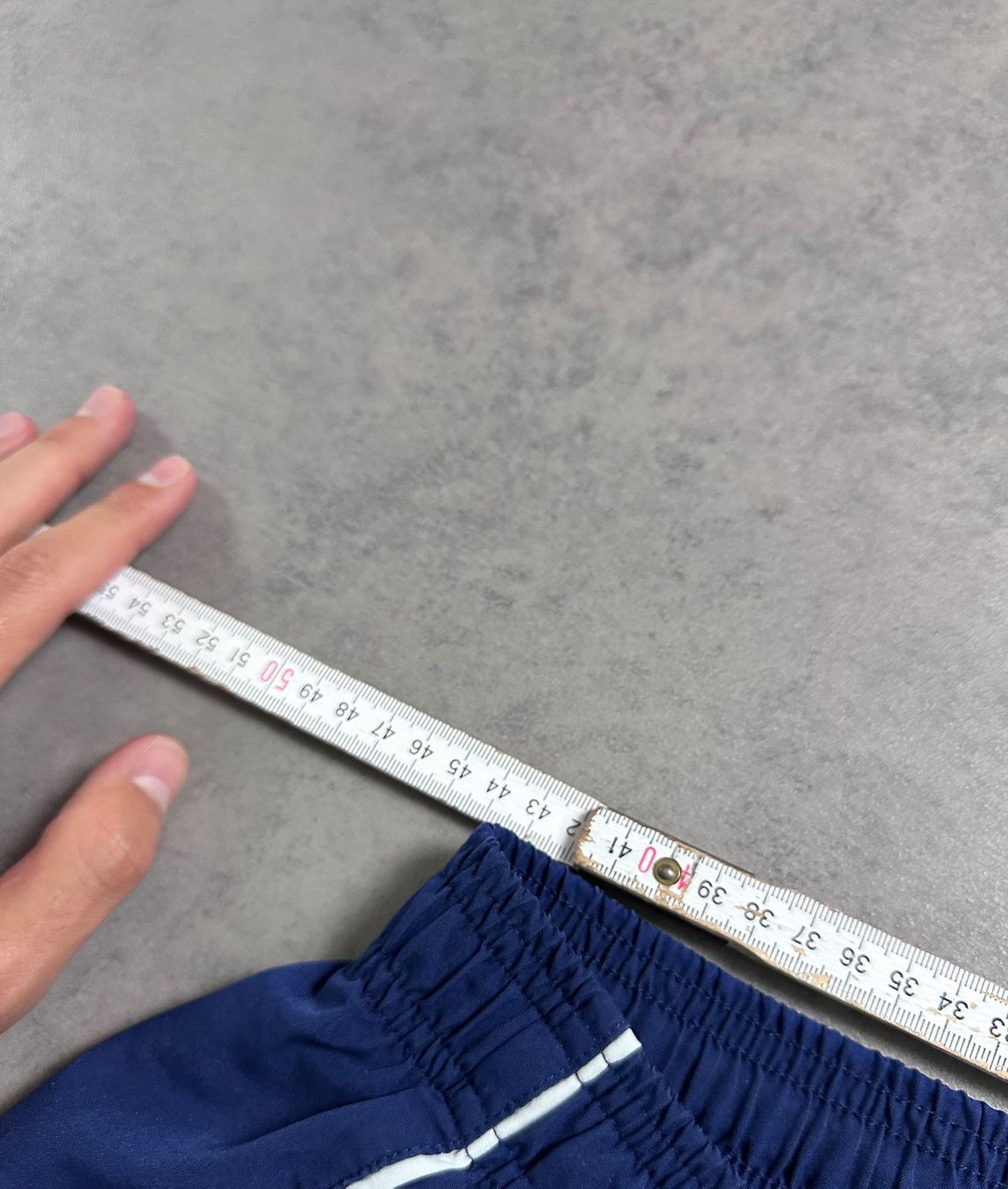 Jeans: Adidas Hose Grösse XL – Usato da Wolfhalden venduto da GodzillaArchive 3