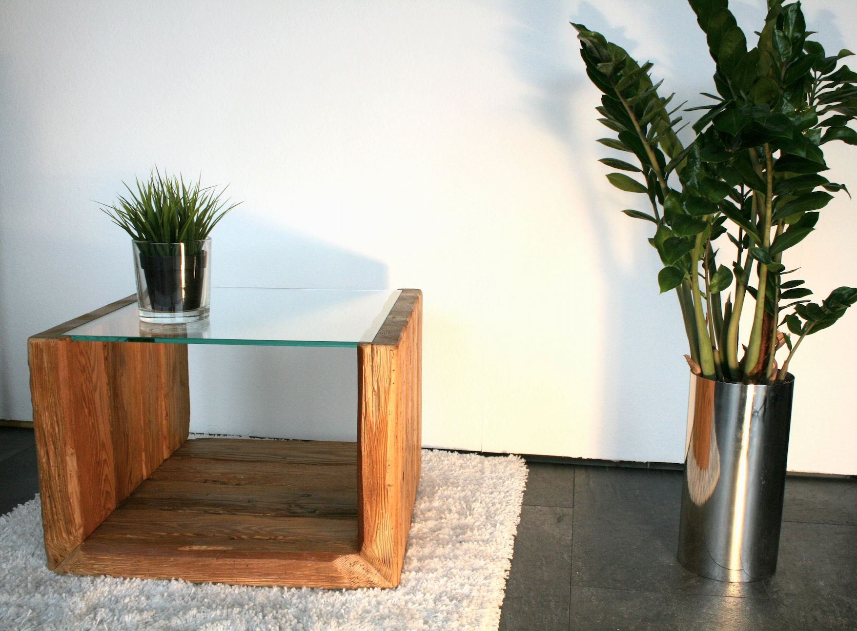 Tavoli: Couchtisch aus Holz & Glas - Wooden Side Table – Nuovo e nell'imballaggio originale da Zürich venduto da Miki_Schreiner