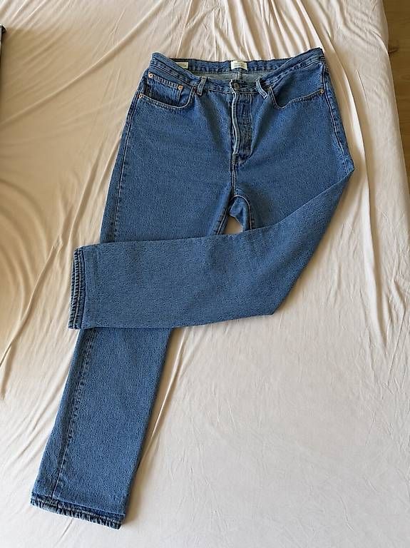 Jeans: LEVIS 501 JEANS W32 L31 – Usato da Oberägeri venduto da ser_7lss