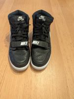 Nike Jordan 312 legacy noir taille 45 Très bon état 