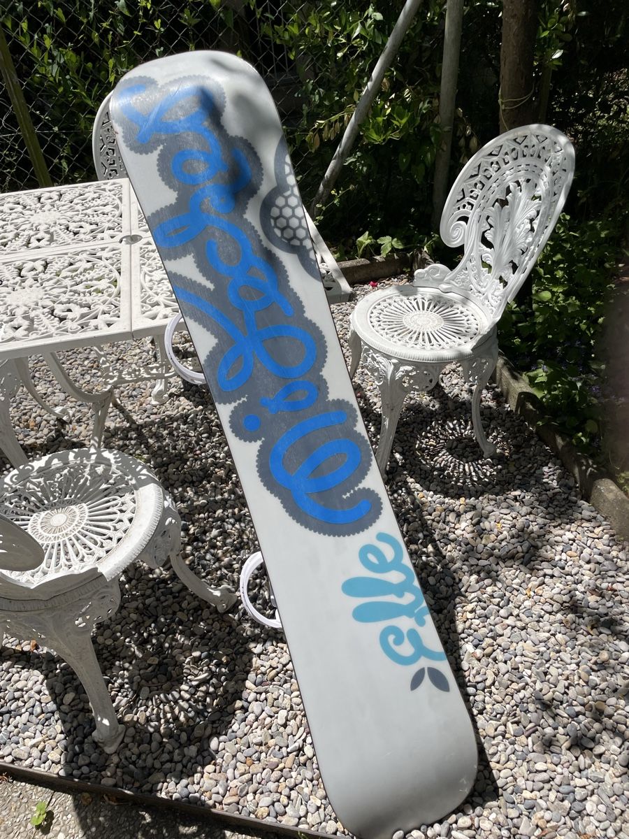 Board: Nidecker Elle 149cm mit Bindung guter Zustand – Usato da Luzern venduto da najoti 3