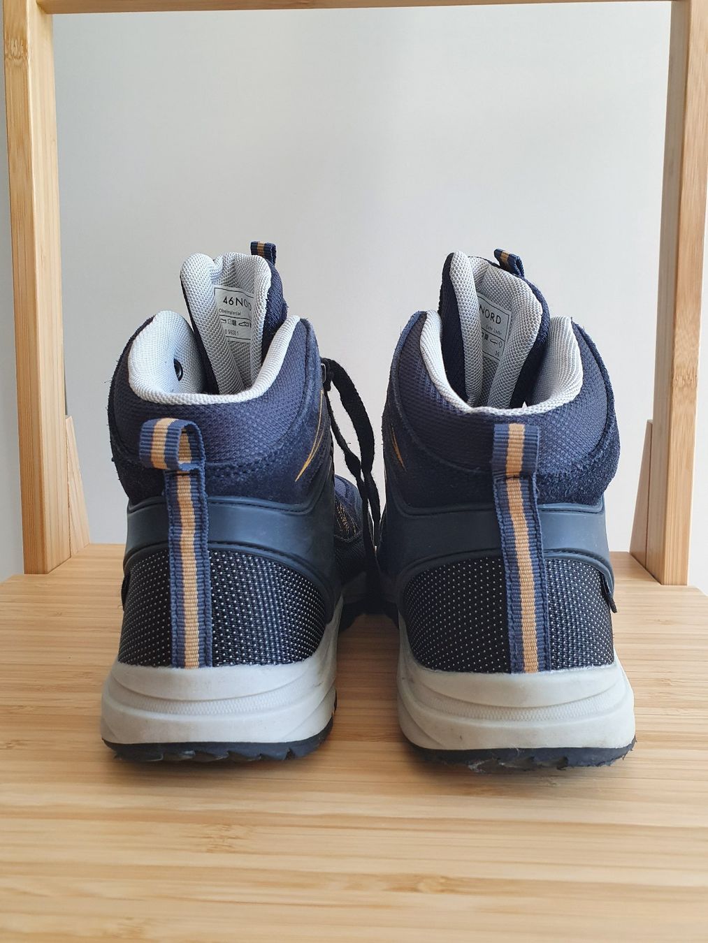 46 Nord Schuhe für Jungen: Gr.36 Wanderschuhe Kinder / 46 NORD – Gebraucht aus Neunkirch von M.Costa1 1