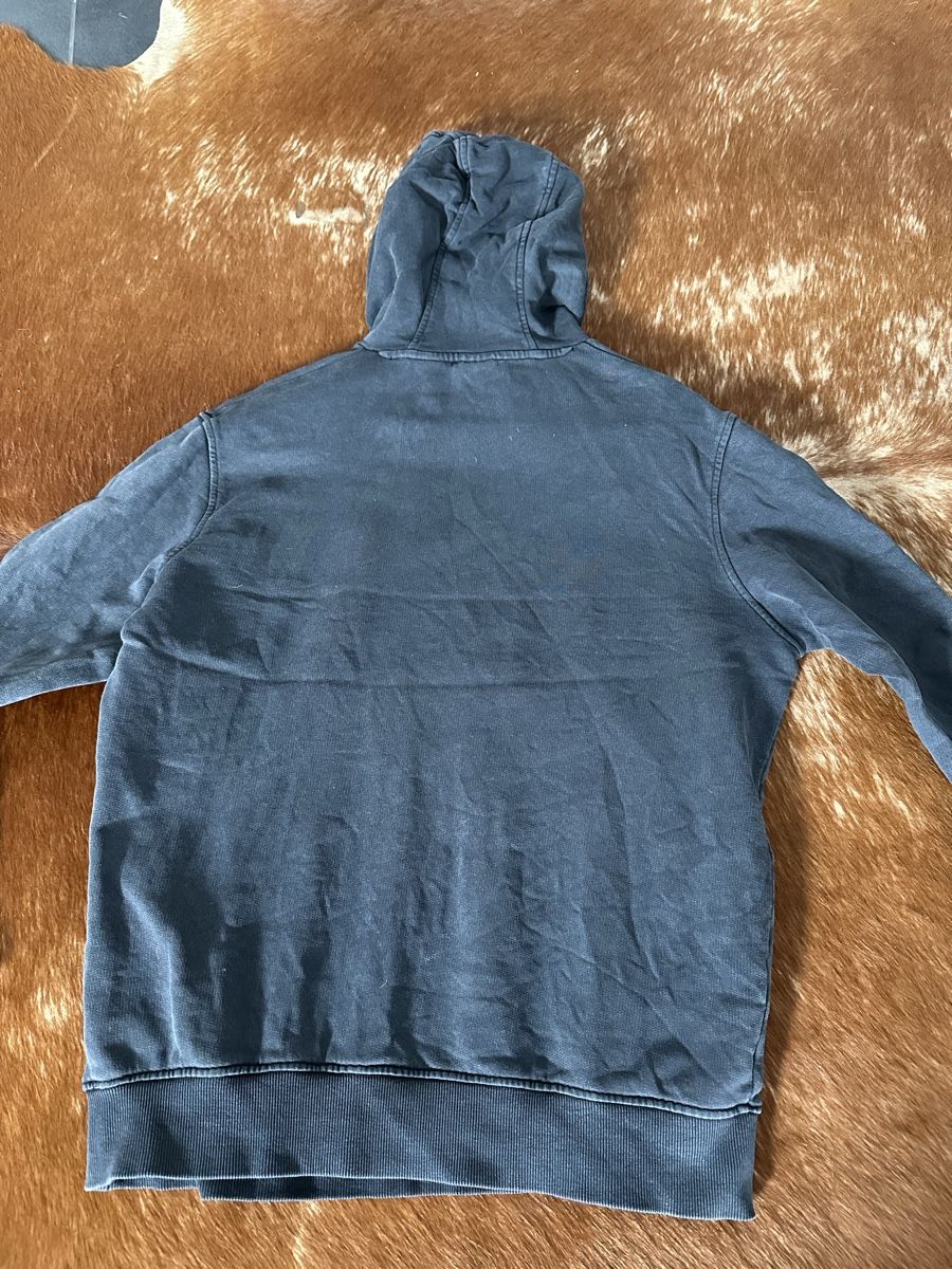 Guess Maglioni & Felpe: Guess Kapuzenpullover – Usato da Büttikon AG venduto da labi2005 2