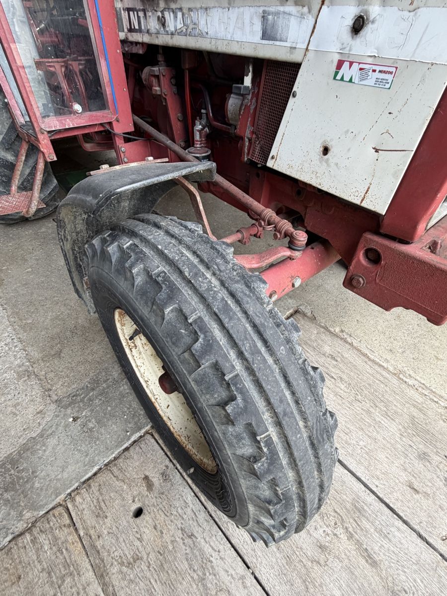 IHC Trattori: TRAKTOR IHC 633 Bj. 1984 – Usato da Bottighofen venduto da Trompetchen 5