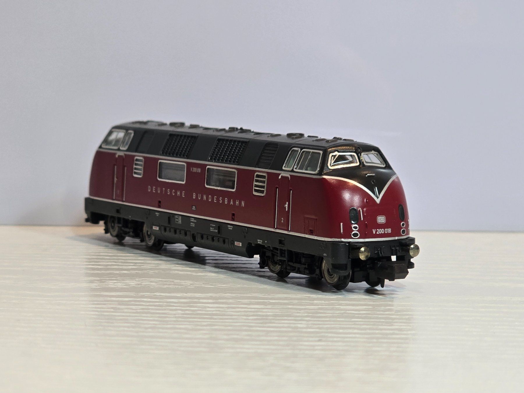 Trix Modellini di ferrovie: Trix, 12402, DB, V 200, mit Schnittstelle, Vitrine – Nuovo (secondo la descrizione) da Kloten venduto da Nicola2 6