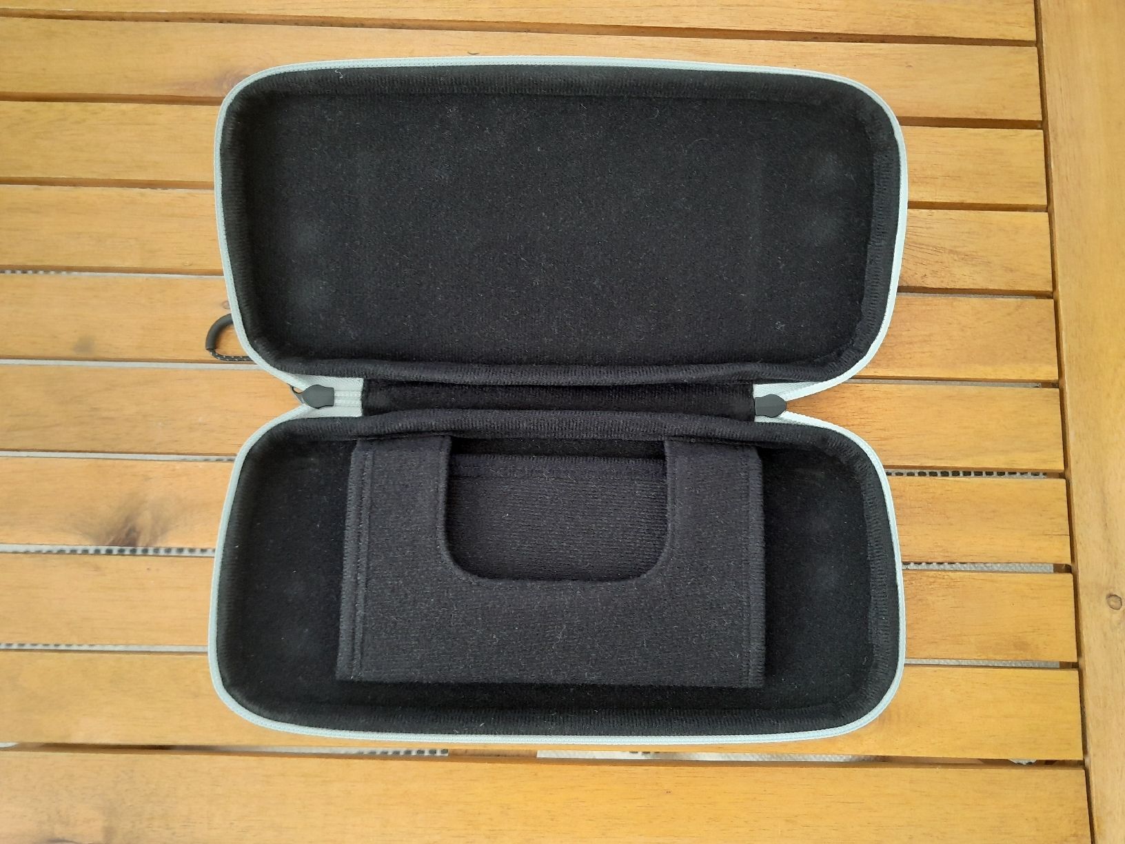 Nintendo Etuis de protection: Case für Nintendo Switch – Neuf (Voir description) à Schaffhausen par kev_jc2q 1