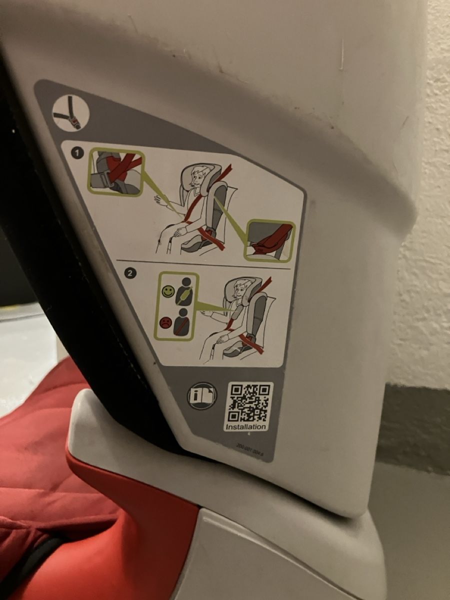 Britax Römer Seggiolini per auto: Römer Kindersitz KID XP, 15-36 kg – Usato da Cham venduto da gwuerz 4