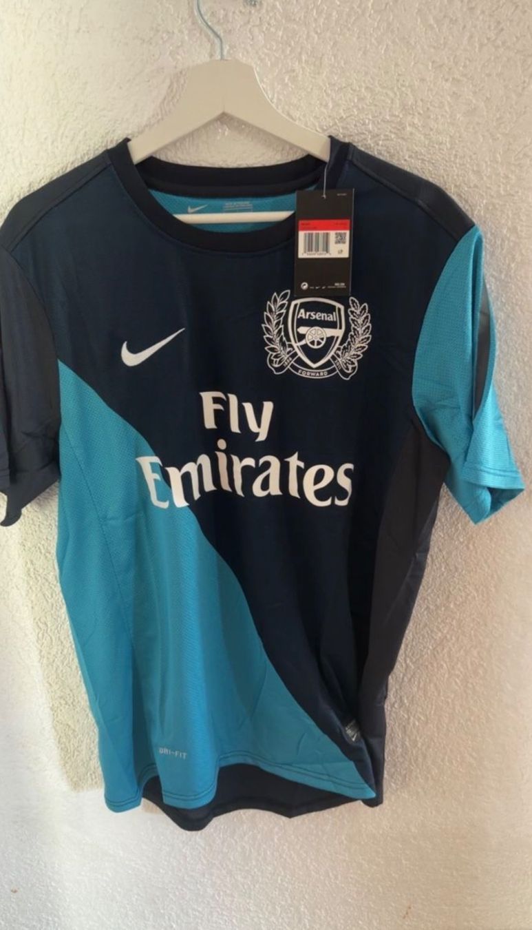 Nike Canottiere & Pantaloni: Maillot collector Arsenal 2012 – Nuovo e nell'imballaggio originale da Vuarmarens venduto da pfi_x9nh