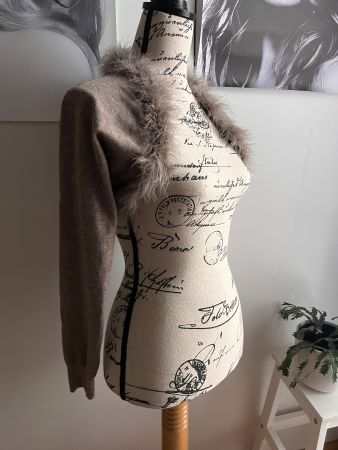 Bolero - Long Sleeve Bolero Strickjacke mit Federn