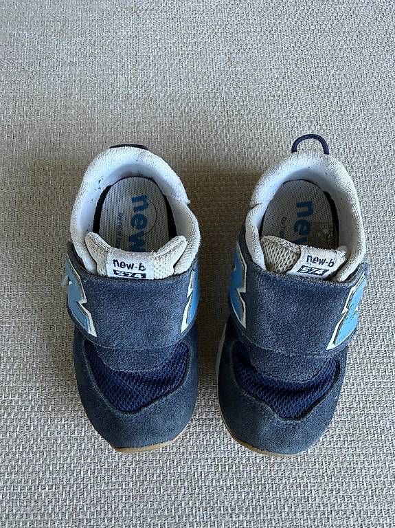 New Balance Schuhe für Jungen: New Balance Schuhe Grösse 22.5 – Gebraucht aus Brütten von MeiliMil 3
