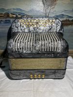 Hohner Club IIB Handorgel, Akkordeon