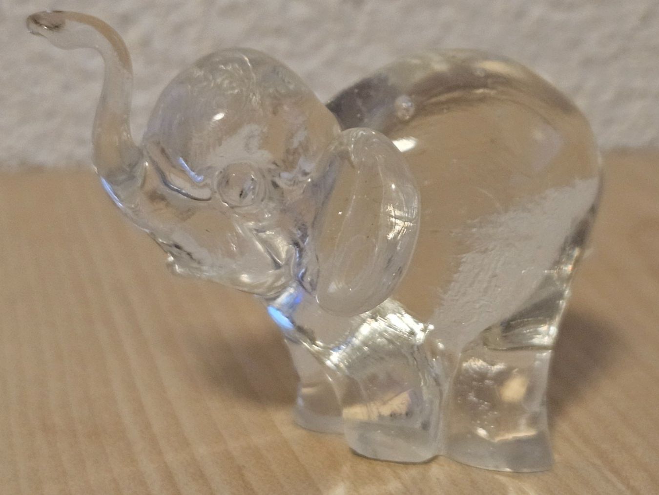 Figuren: Glas Elefant, kleiner Elefant – Gebraucht aus Jona von ASMARADO 2
