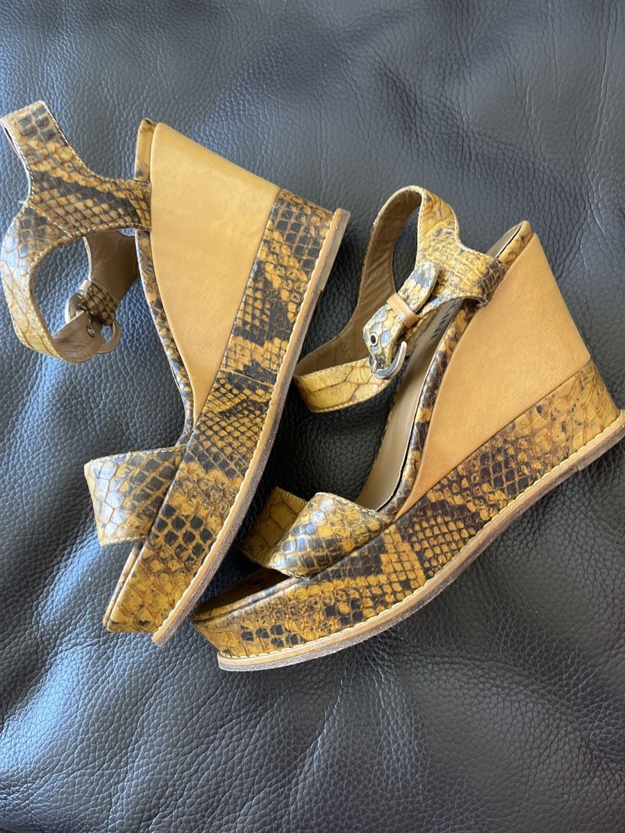 Damenschuhe: Pollini shoes – Gebraucht aus Wallisellen von Chatswood_8hwh 2