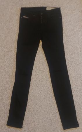 Diesel Skinzee, Schwarz, W25 L32