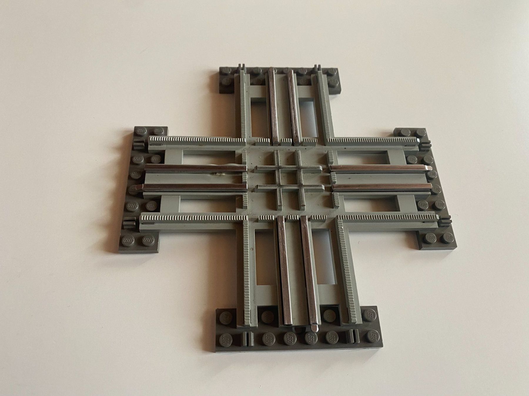 Lego Giocattoli: LEGO - EISENBAHN - 12 VOLT - KREUZUNG – Usato da Gelterkinden venduto da ajdt4