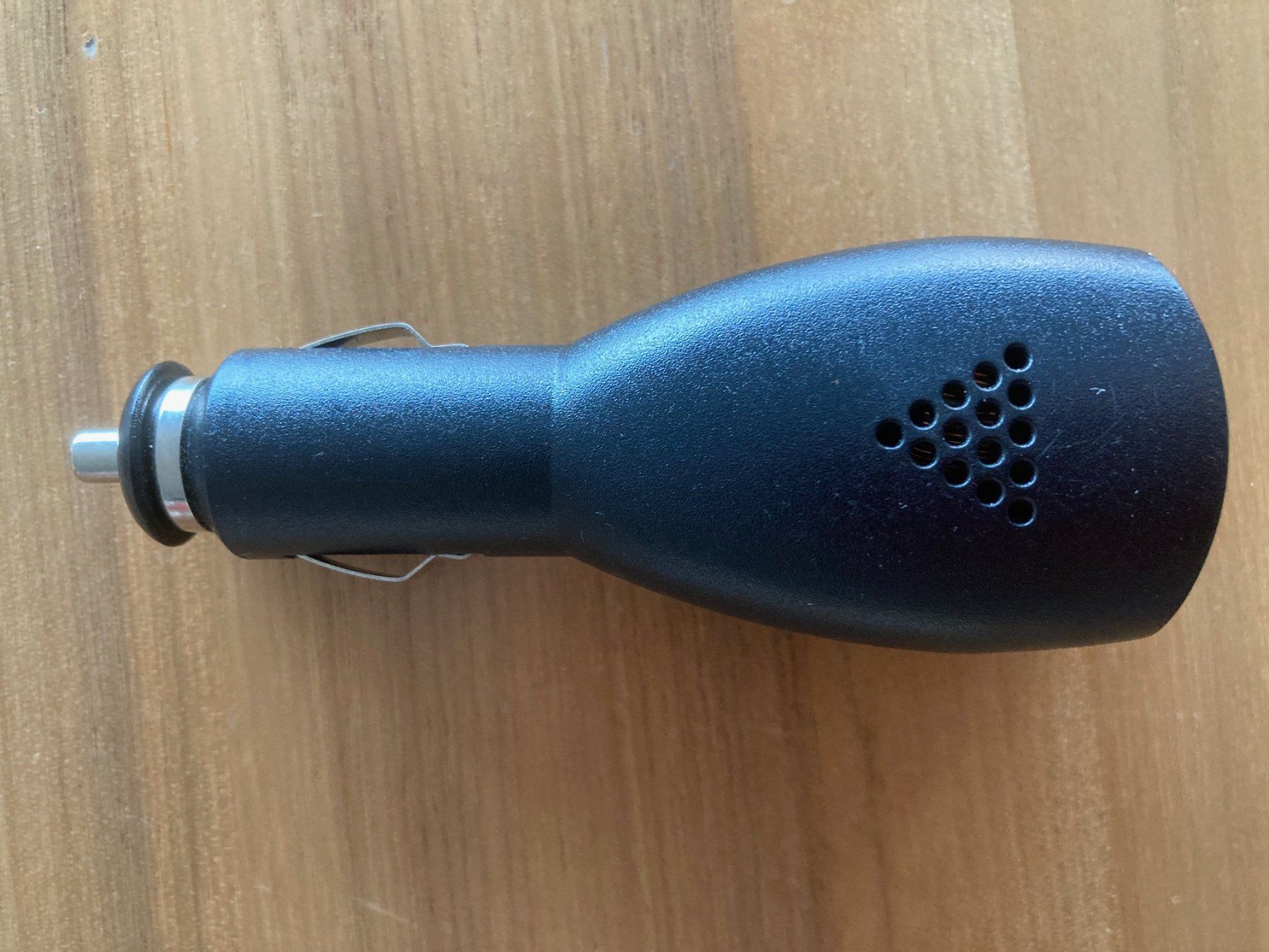 Laufwerke & Adapter: Autoladegerät mit USB Input 12/24V / Output 5.0V – Gebraucht aus Emmenbrücke von Pharuk