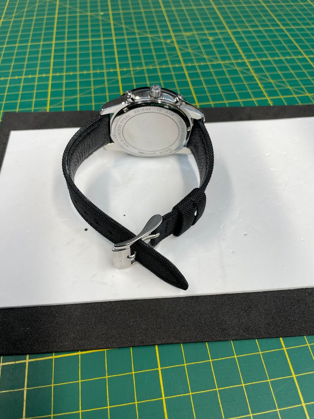 Michael Kors Orologi: Michael Kors Carbon Dial Watch – Usato da Obergösgen venduto da File75 6