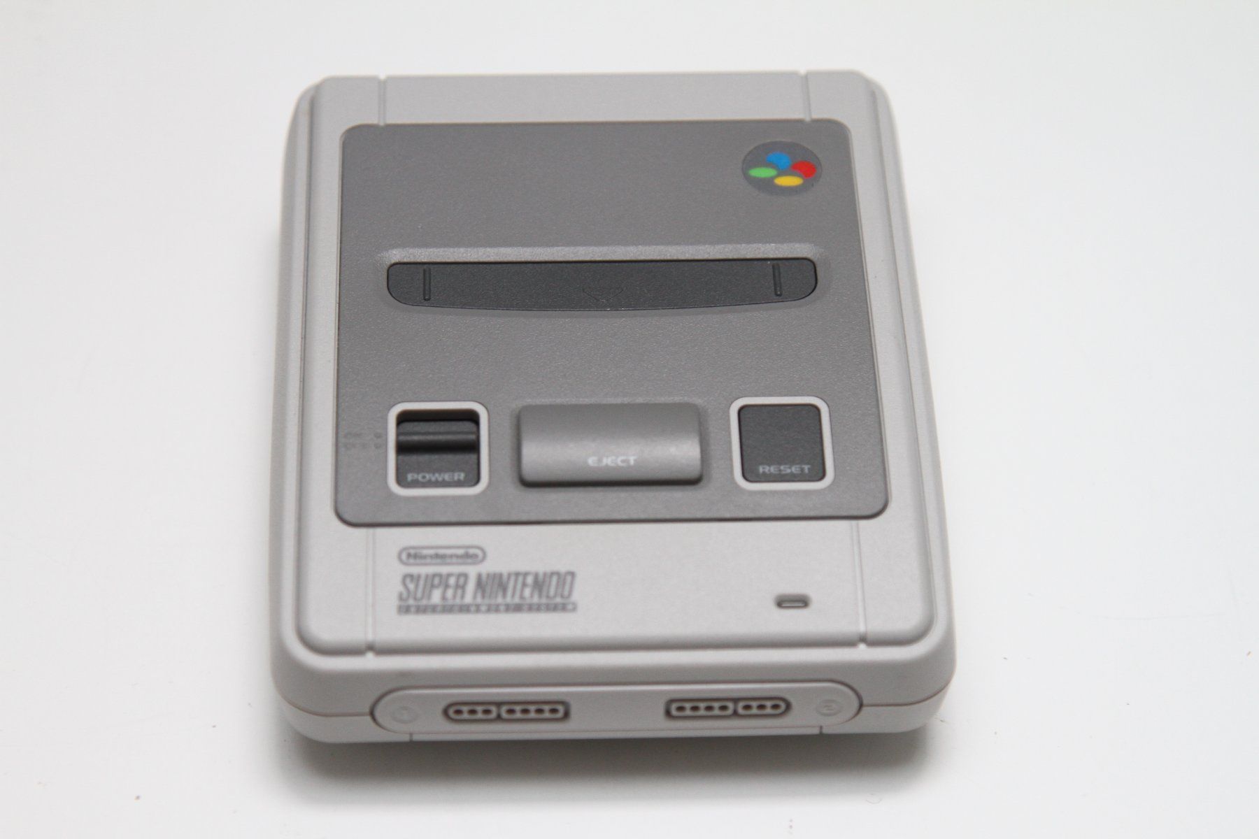 Nintendo Console: Super Nintendo (SNES) Classic Mini – Usato da Basel venduto da camelot99 4