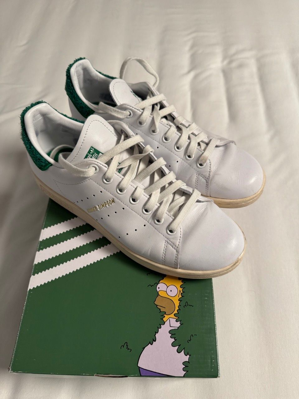 Adidas Scarpe da uomo: Adidas Stan Smith "Homer Simpson" – Usato da Rüschlikon venduto da lor_v2dv