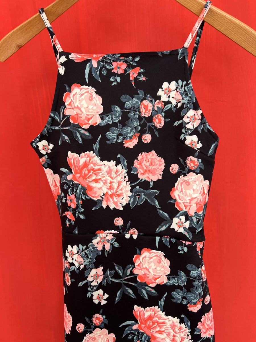 Superdry Vestiti: Superdry Kleid mit Blumen in Grösse S – Usato da Zürich venduto da car_x52z 2