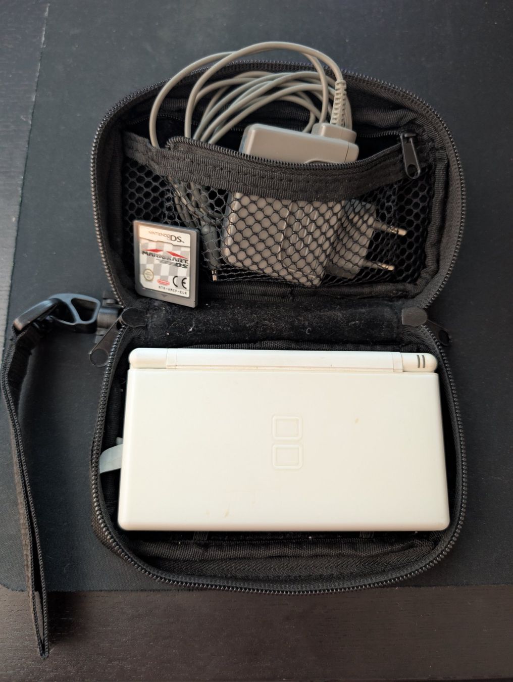 Nintendo Konsolen: Nintendo DS Lite inkl. Ladegerät / Case / Mario Kart DS – Gebraucht aus Rupperswil von TomiK93