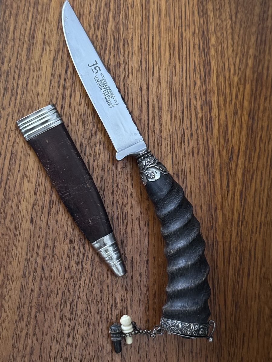 Solingen Posate: Couteau JS Solingen corne avec fourreau et décor argent – Usato da Vésenaz venduto da Angela.C3 4