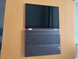 HP Spectre X360 15Zoll, 16GB, 2TB, 4K OLED Sceen, GTX1650TI