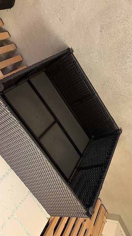 Poltrone: Rattan Sitzelement / Tisch – Usato da Neuheim venduto da Vinn 2