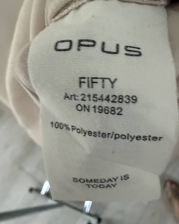 Opus Tuniken: Bluse (halbarm) – Gebraucht aus Bergdietikon von ulr_r9x5 3