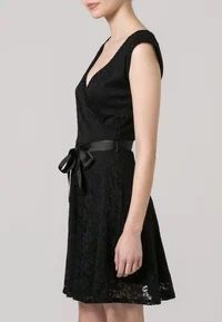 Kleid schwarz Spitzen-Optik Grösse 38 guter Zustand