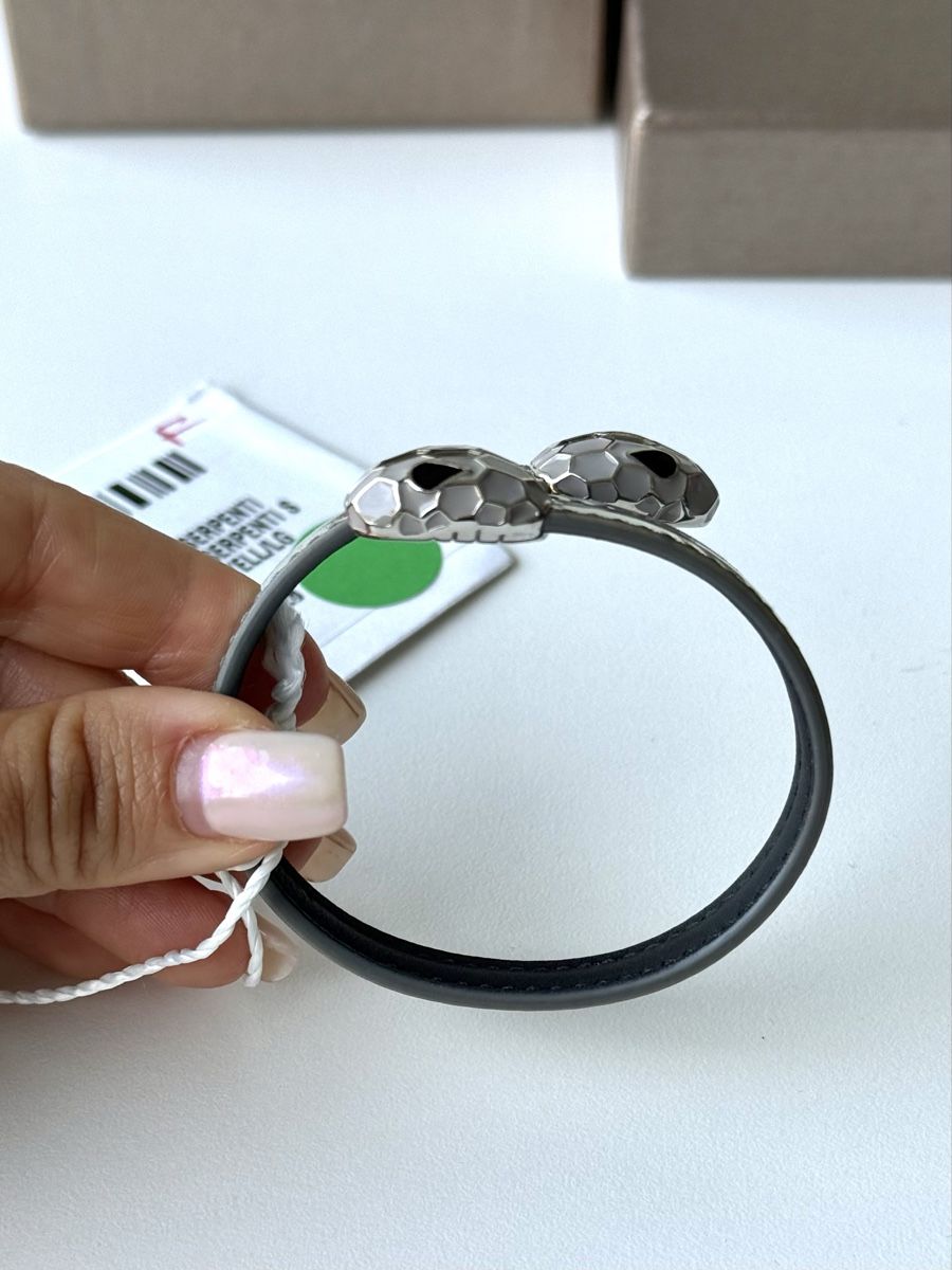 Bulgari Armbänder & -reifen: Bracciale Bvlgari Serpenti Pelle Argento Nuoro – Neu und originalverpackt aus Castagnola von BlondiePosh 8