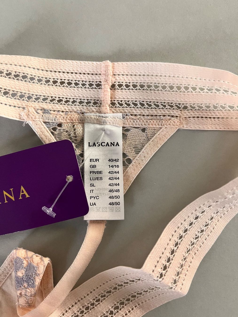 Lascana Autres dessous: Spitzen-String, LASCANA, Grösse 40/42, Farbe Hellrosa – Neuf avec emballage d'origine à Rudolfstetten par gst_g7xl 3