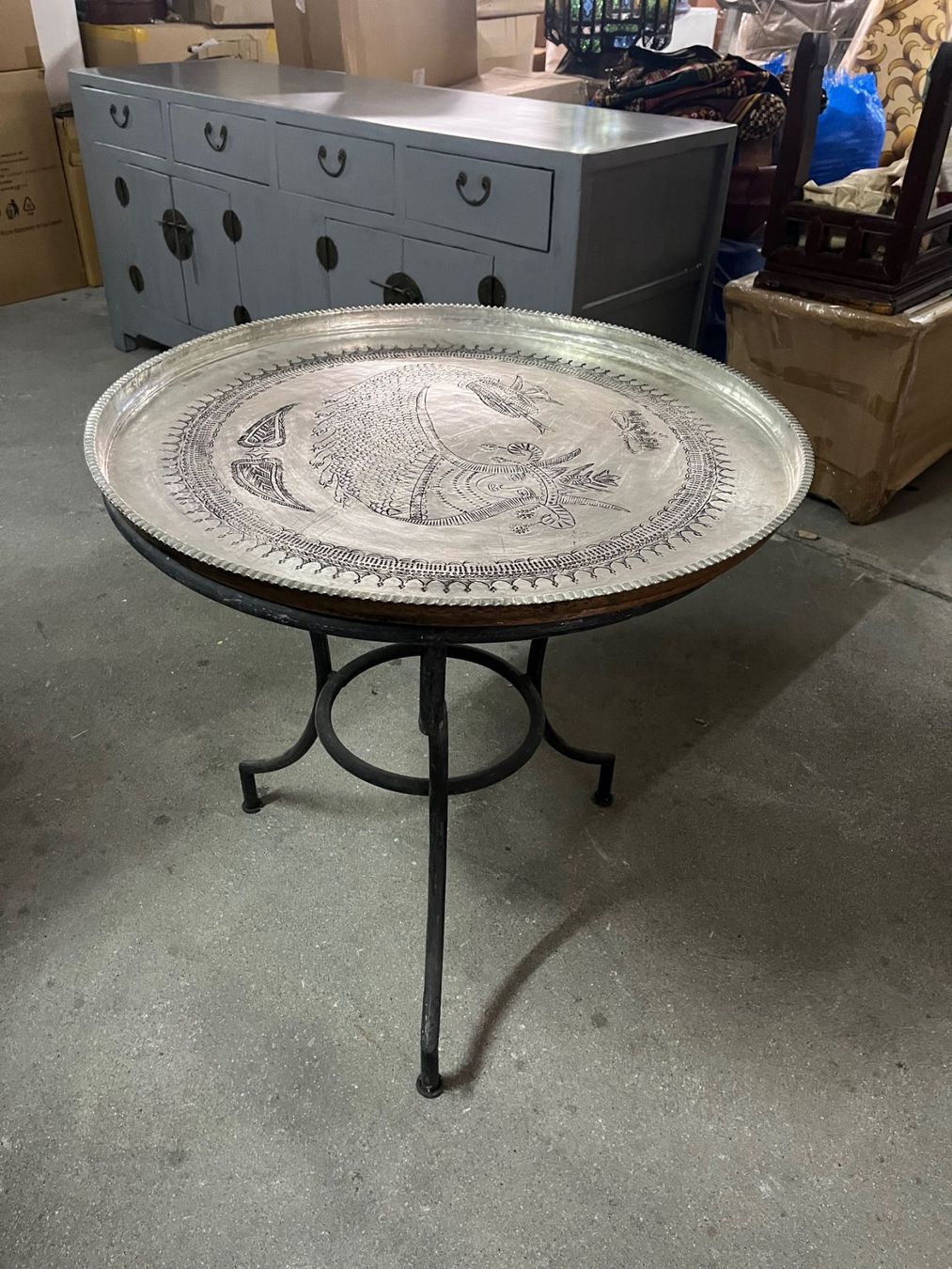 Tavoli: Runder Metalltisch mit Tablett | LIQUIDATIONSVERKAUF – Nuovo (secondo la descrizione) da Cham venduto da mjg1901