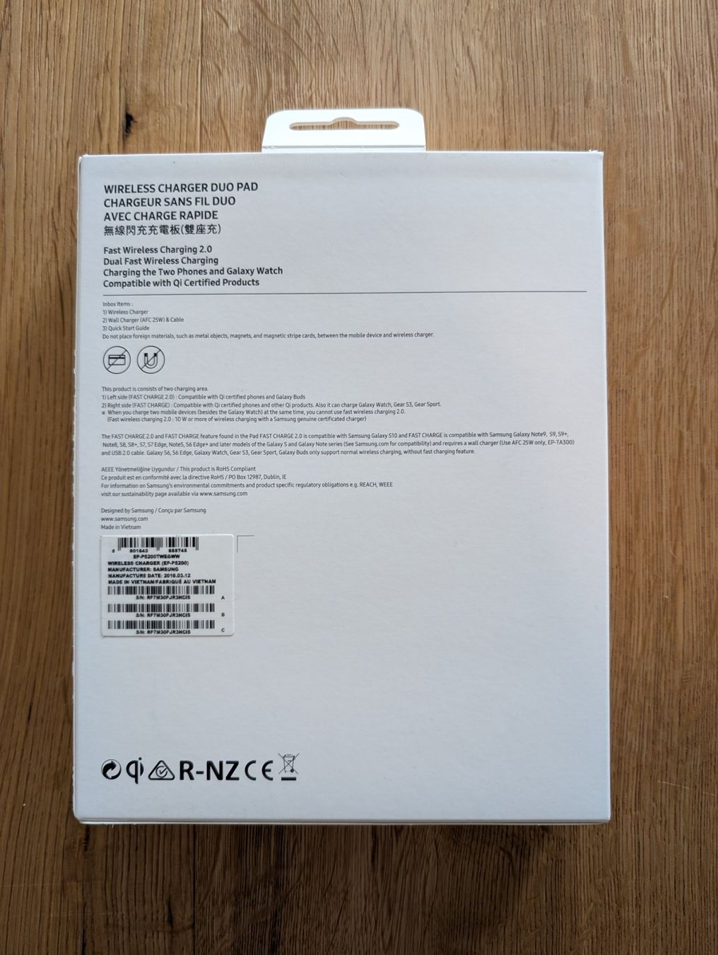 Samsung Ladegeräte: Samsung Wireless Charger Duo Pad weiss – Gebraucht aus Interlaken von dmncmg 1