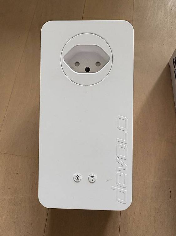 Lecteurs & Adaptateurs: devolo dLAN 1200+ WiFi ac Starter Kit + zusätzlicher Adapter – D'occasion à Fällanden par Carioca30 4