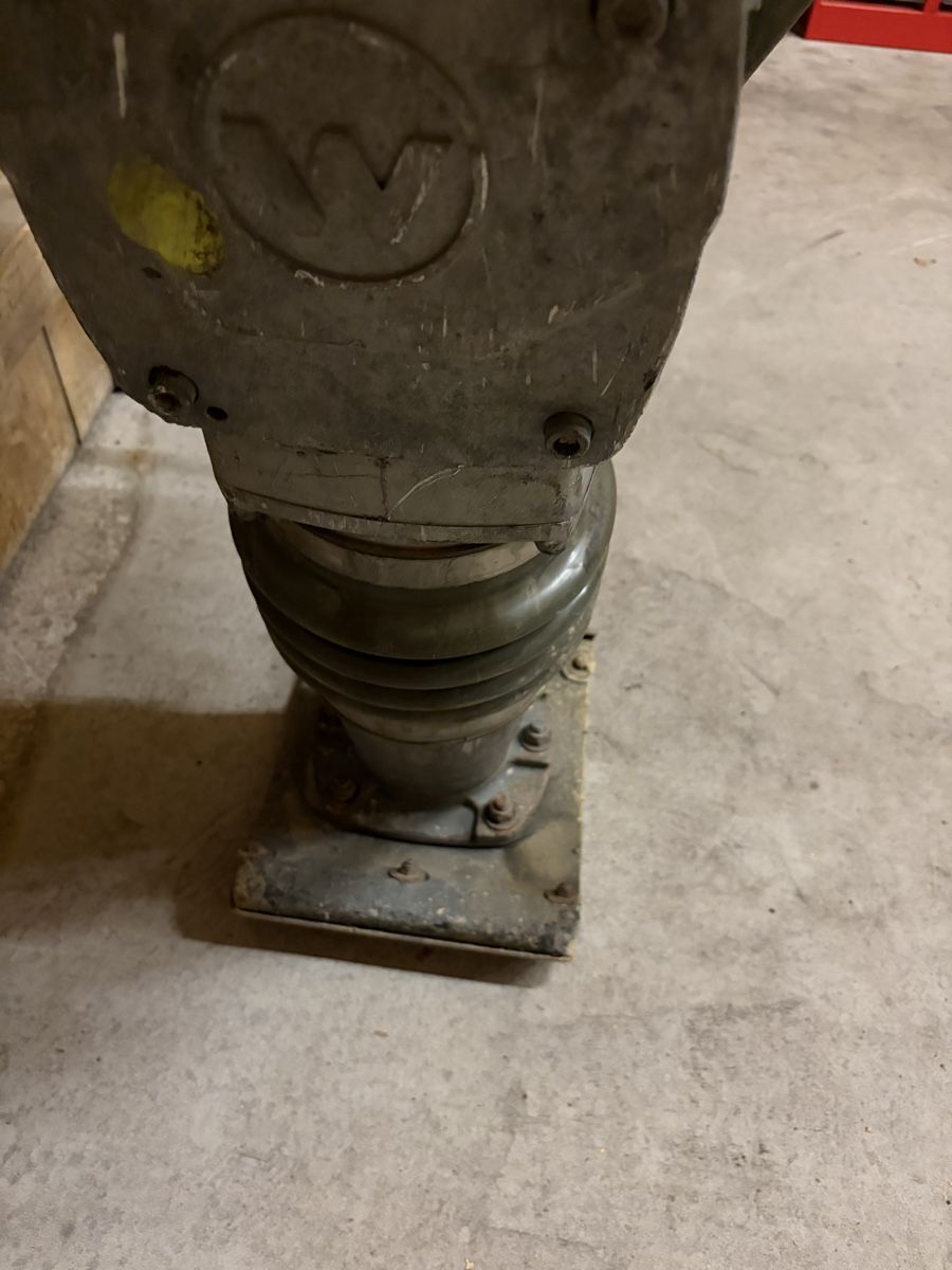 Wacker Neuson Alle Maschinen: Grabenstampfer Wacker Neuson – Gebraucht aus Madetswil von maucad 2