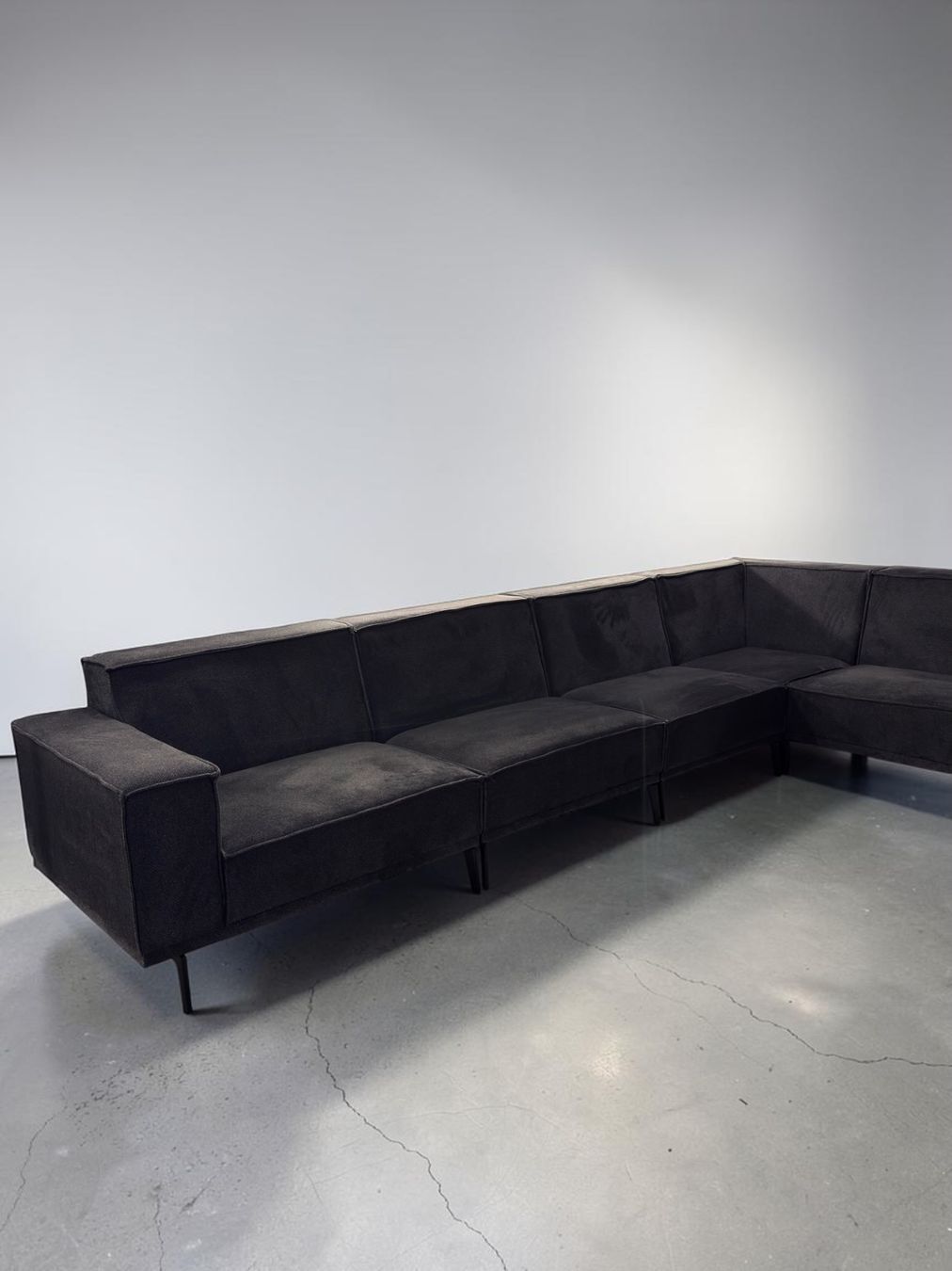 Divani: Modernes Ecksofa dunkel grau – Usato da Bachenbülach venduto da Sofalab.swiss 4
