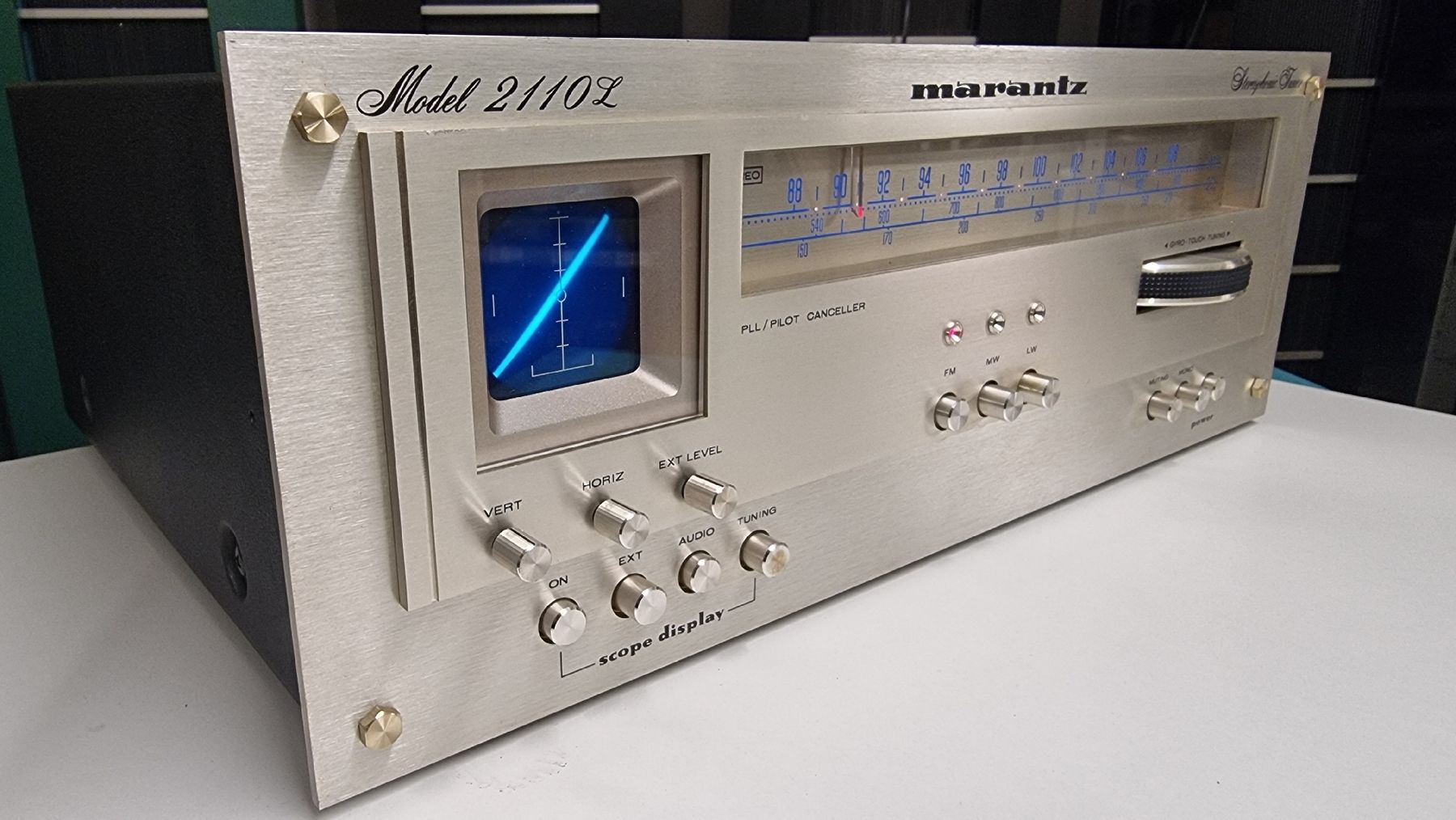 Marantz Radio: Marantz Tuner 2110L – Usato da Schöfflisdorf venduto da Silvervintage.CH 3