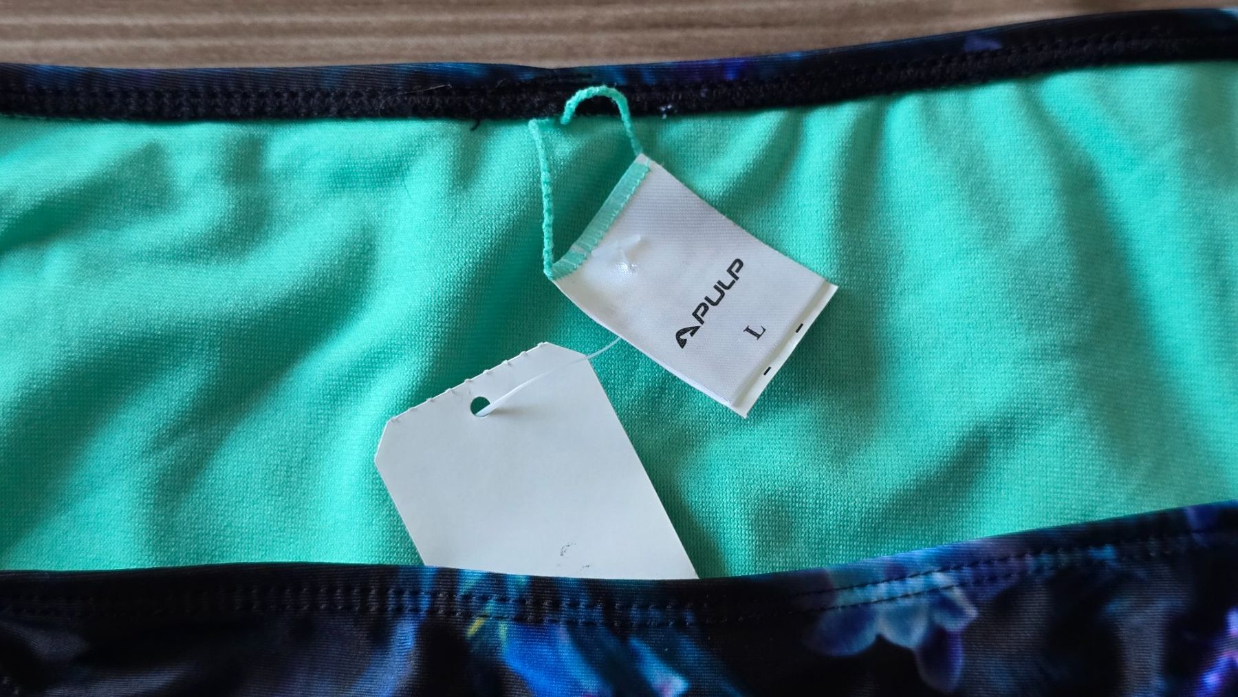 Costumi da bagno & Bikini: Pulp Side-Tie Badehose - L - Tropen-Print – Nuovo (secondo la descrizione) da Thalwil venduto da VitaMini 2