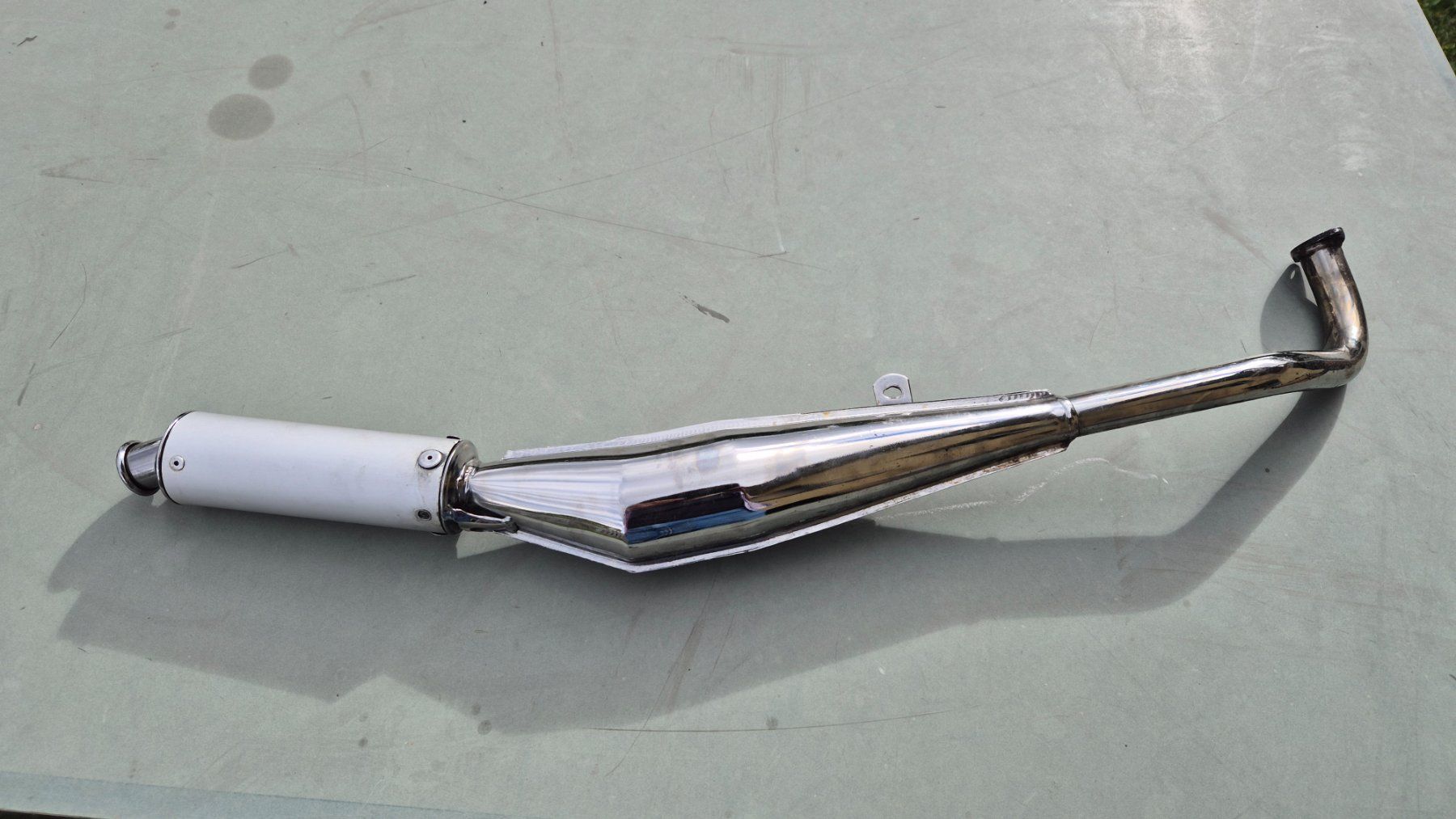 Tomos Auspuffanlagen: Tomos Bullet Rennauspuff – Gebraucht aus Môtier (Vully) von K.U.M. 1