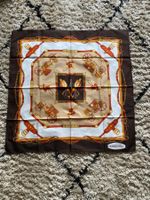 Schönes Foulard von Jean de Bahrein