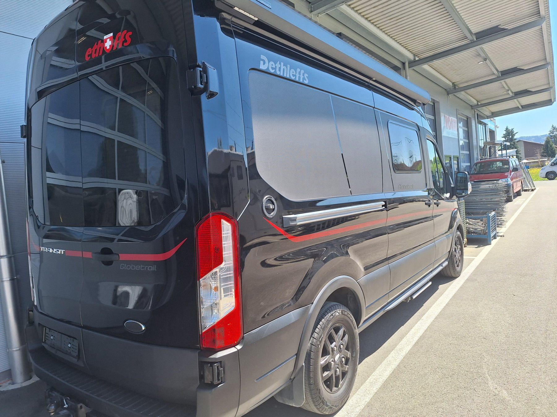 Veicoli da campeggio: Ford Dethleffs  Globetrail  Aut. – Usato da Chur venduto da Volvo62 6