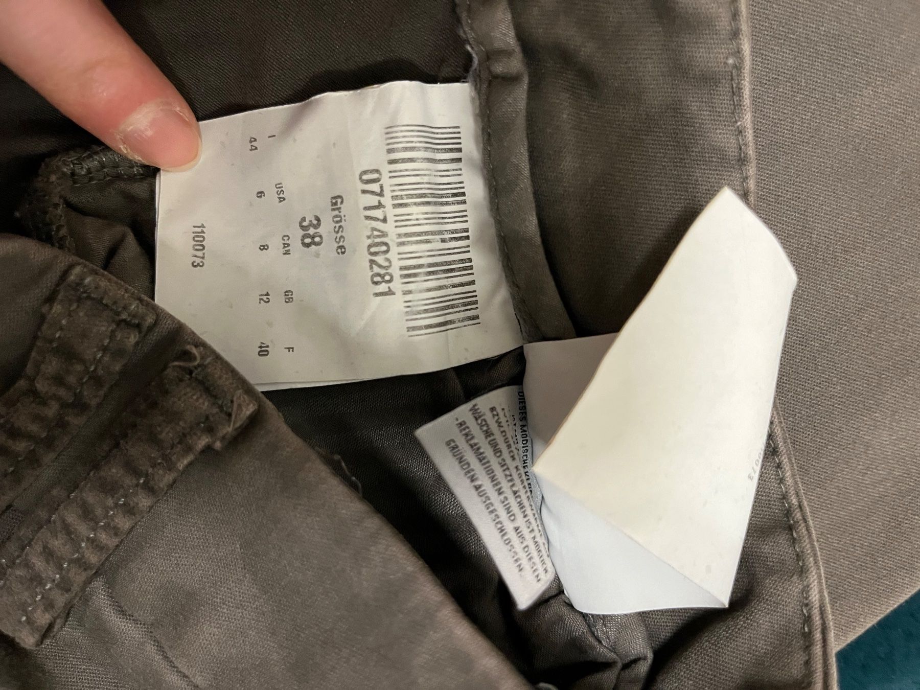 Pantaloni: Hose dunkelgrau/braun Gr.38 – Usato da Arlesheim venduto da Eli_77 6