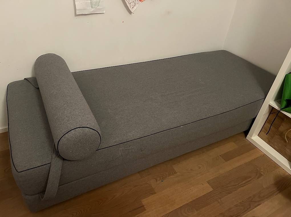 Pfister Chaises longues: Bett, Liege oder Sofa Top Zustand! – D'occasion à Steinen par PavlaP 1