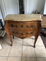 Commode ancienne marquetée, dessus marbre, style Louis XV