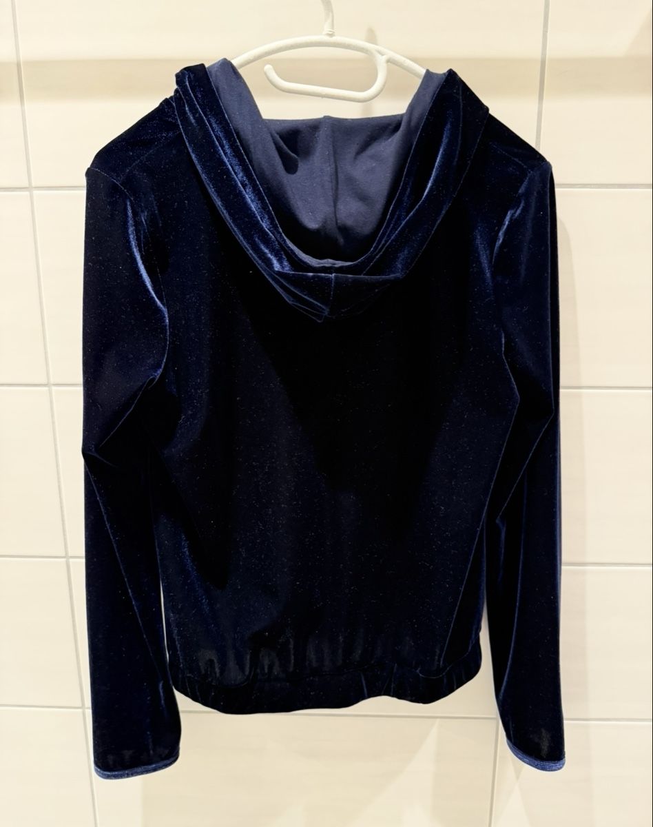 Maglioni & Felpe: Pull à capuche velours bleu taille S comme neuf! – Nuovo (secondo la descrizione) da Cointrin venduto da sacha1981 1