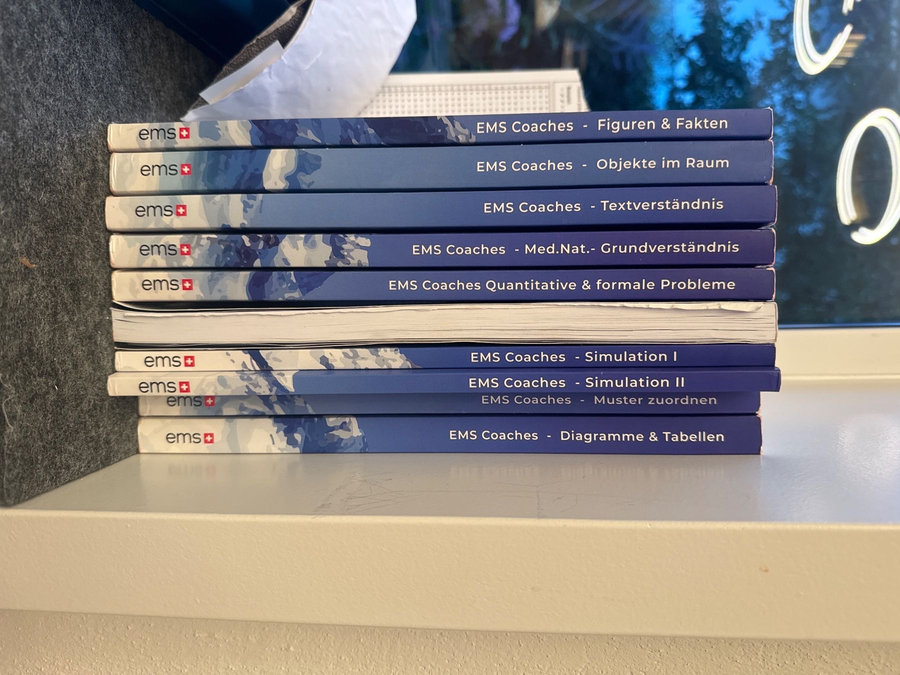 Livres: EMS Gesamtpaket 2026 – D'occasion à Ostermundigen par infernum