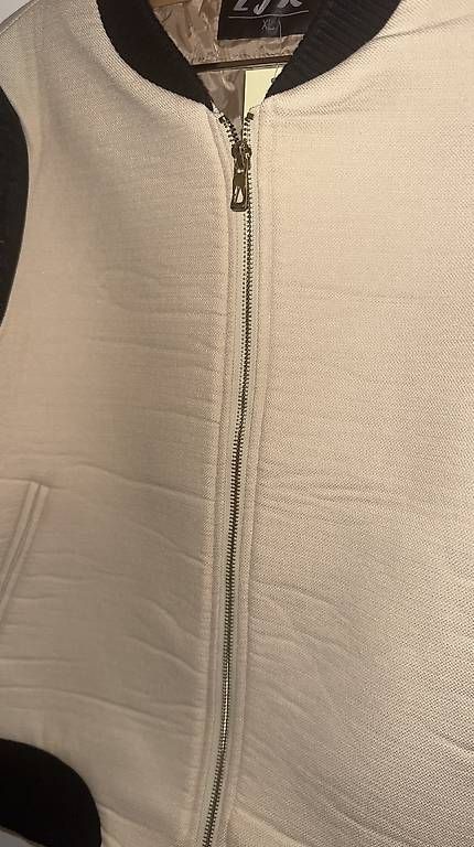 Giacche: neue Bomberjacke S/M – Usato da Binningen venduto da rit_7nbr 2