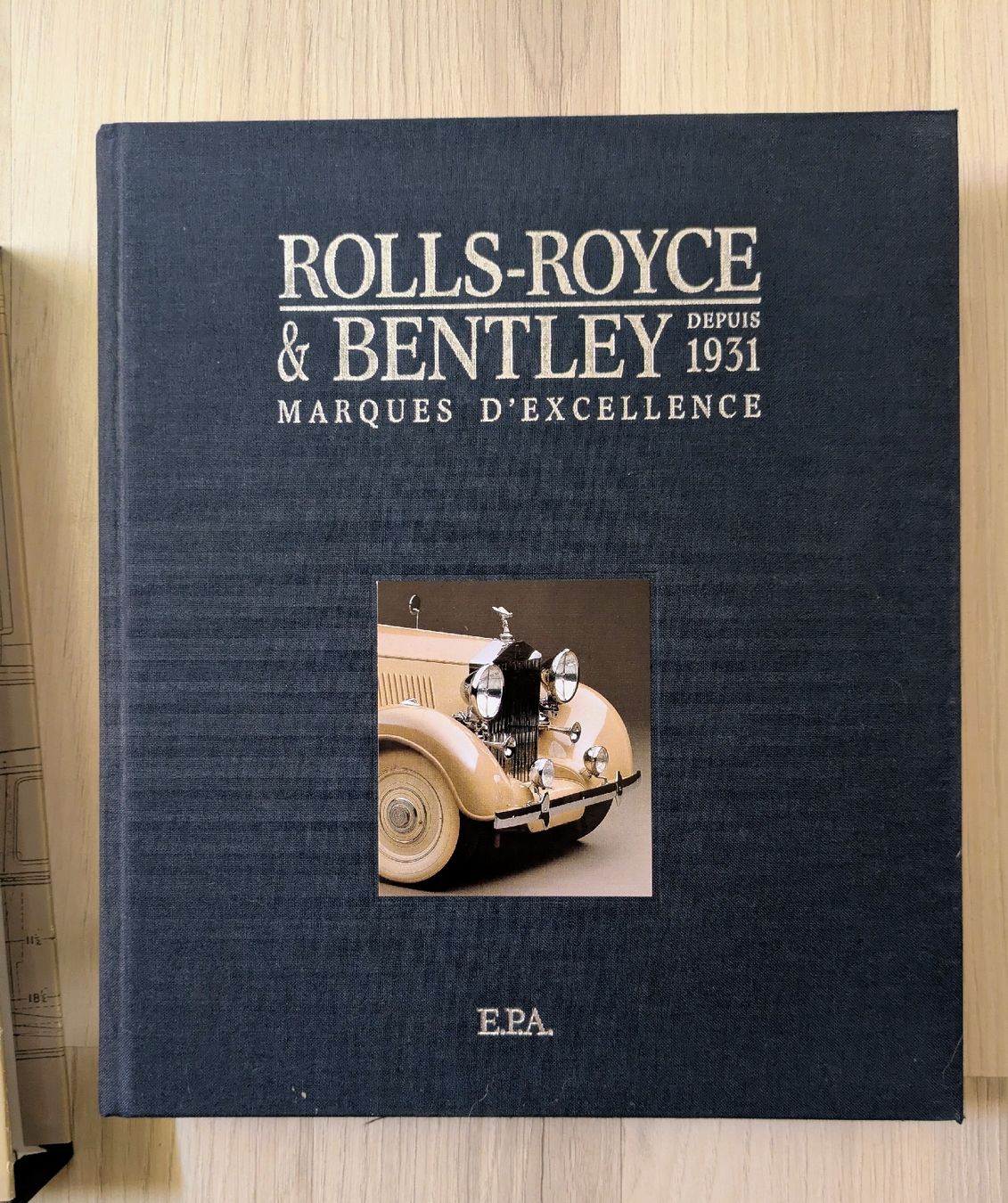 Libri: COFFRET ROLLS-ROYCE & BENTLEY  – Usato da Châtonnaye venduto da Enjie 2