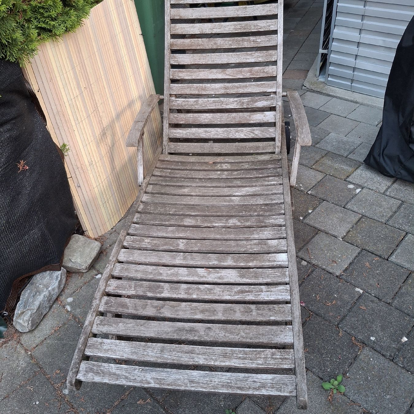 Liegen & Liegestühle: Liegestuhl Holz mit Rollen gebraucht – Gebraucht aus Tuttwil von Daisy75 1